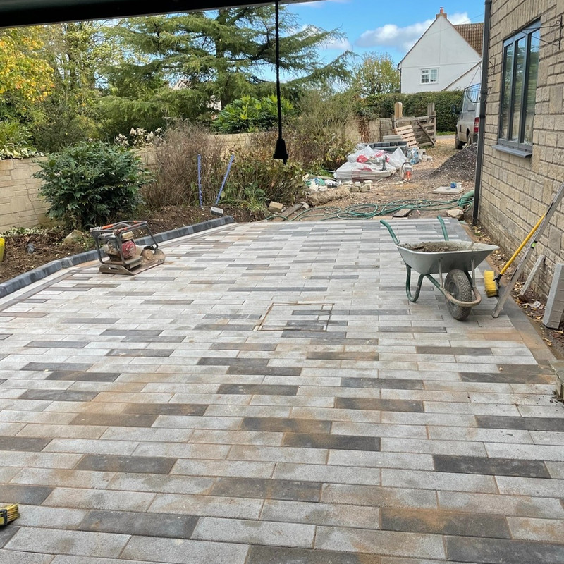 Block paving driveway in Wiltshire